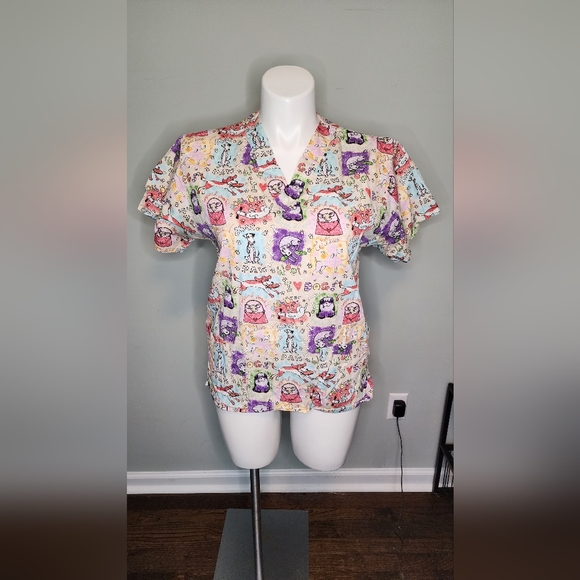 Comfy Cotton Dog Print Scrub Top - Picture 1 of 6